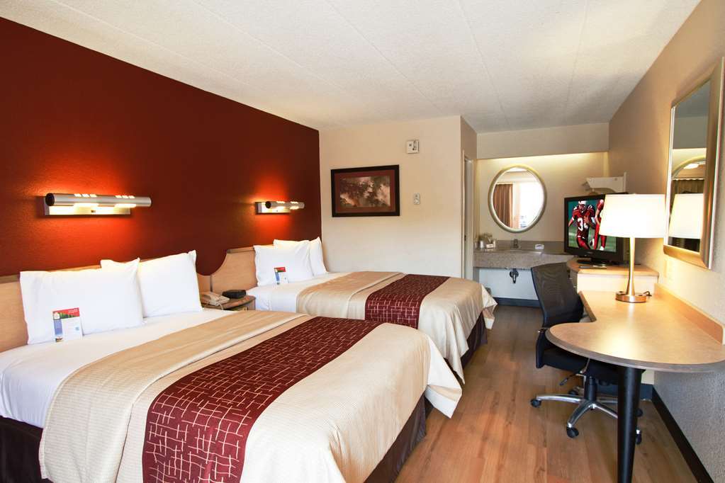 Red Roof Inn Fairmont Ruang foto